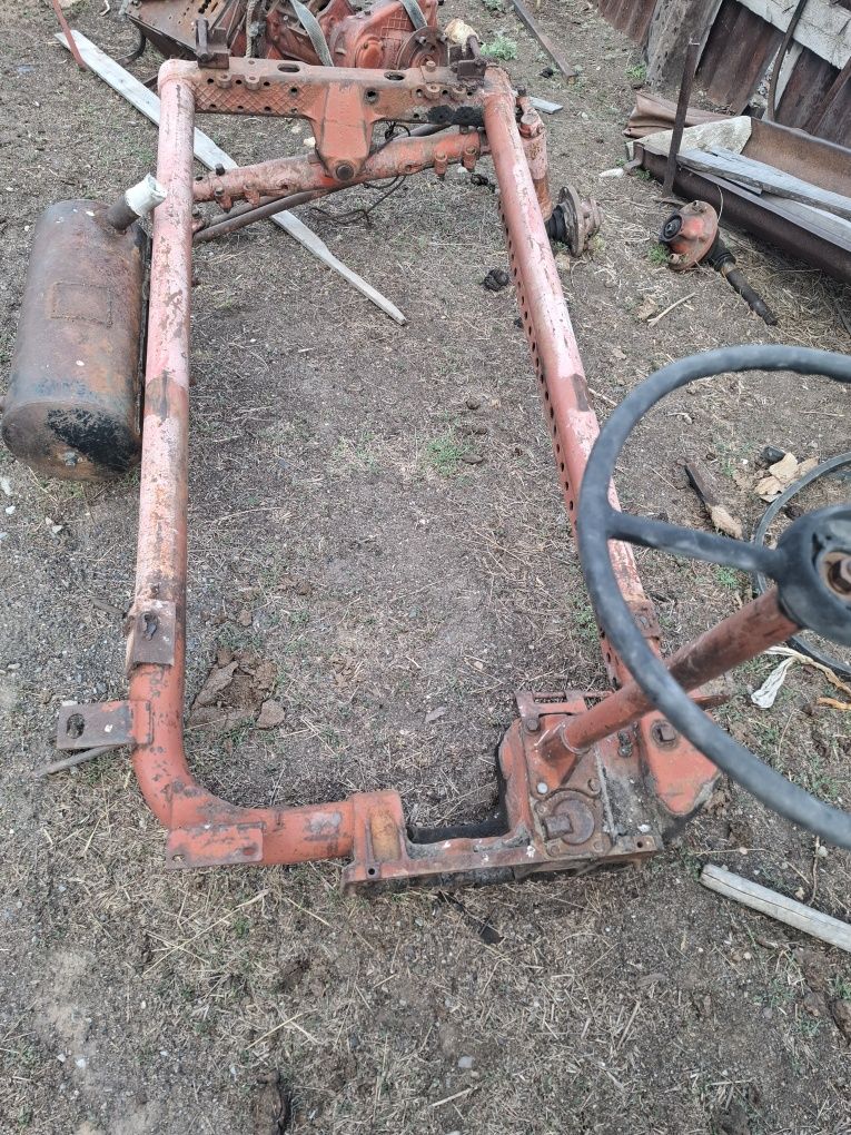 Продаю трансмиссию  на Т-16