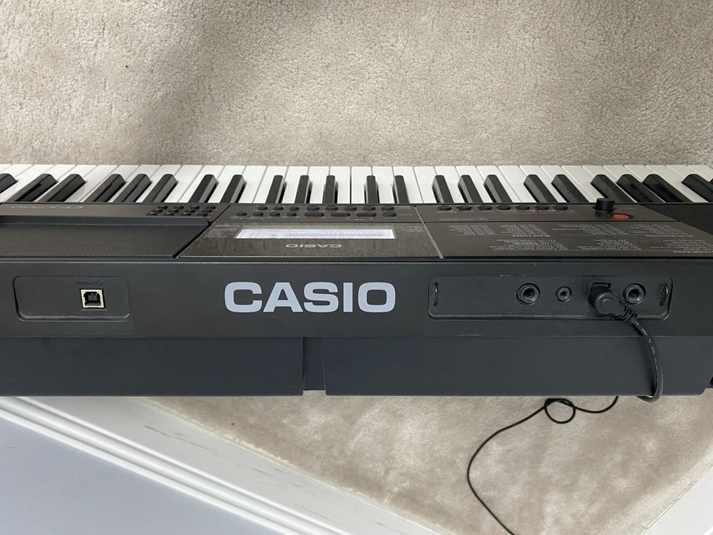 Синтезатор CASIO CT-X700C7