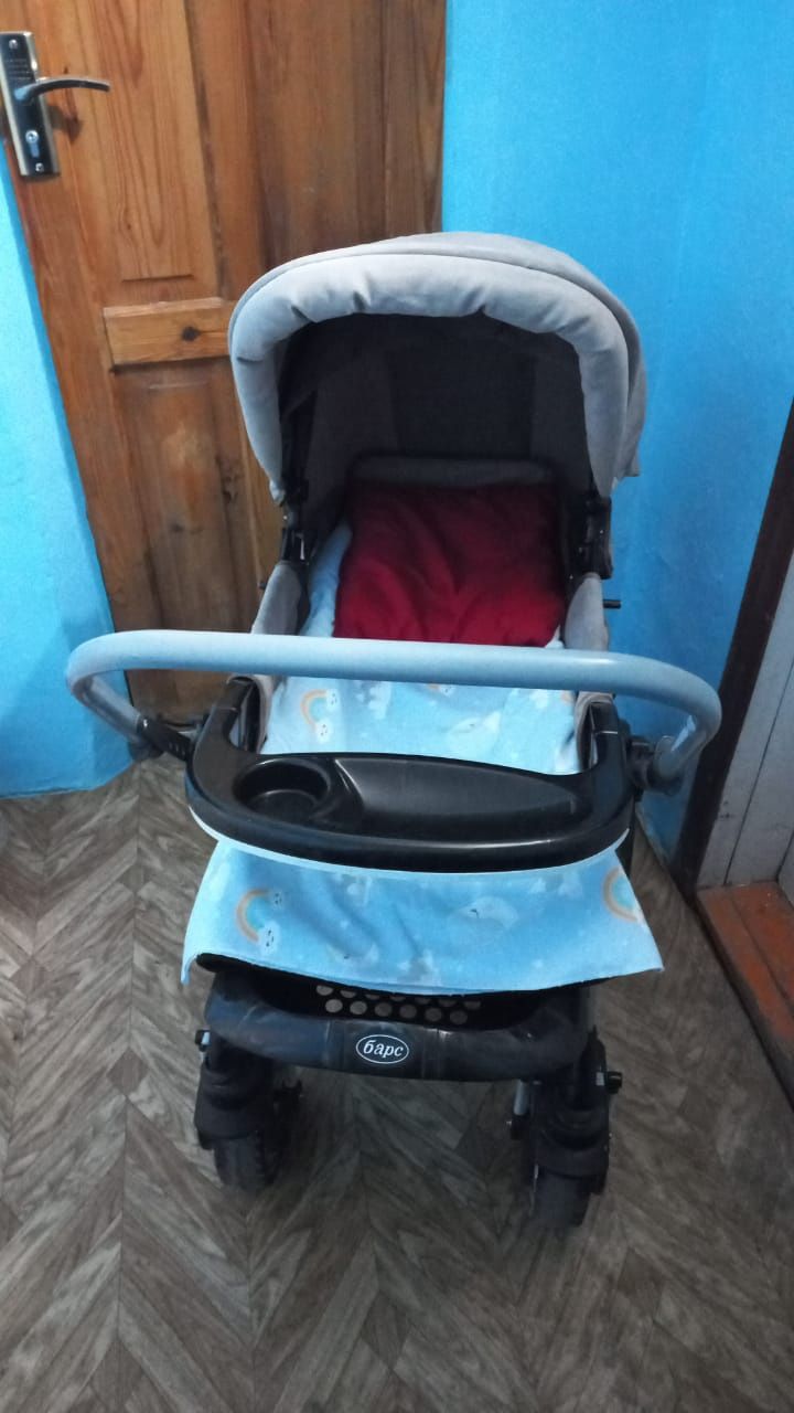 Продаём детскую коляску