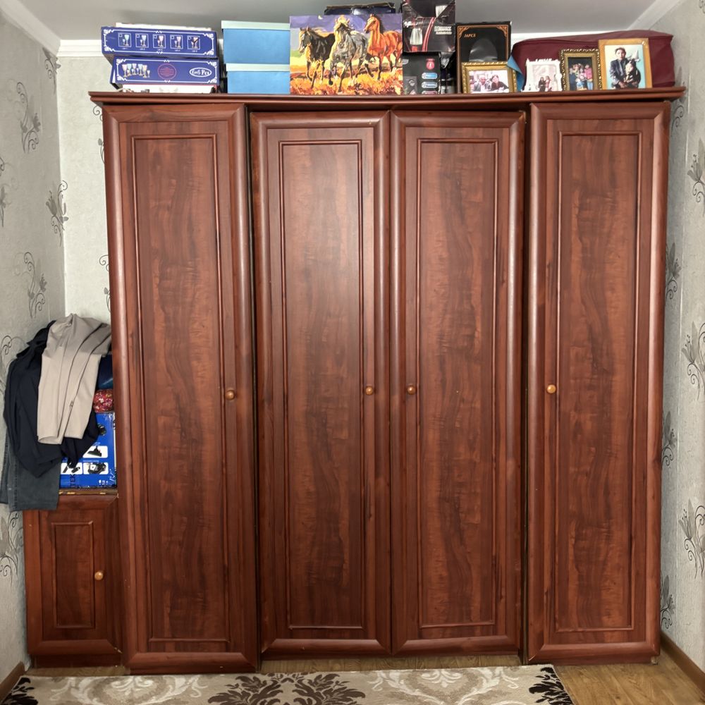 Диван шкаф сатылады