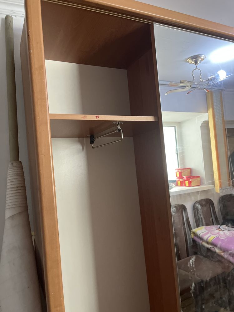 Продам шкаф для прихожей