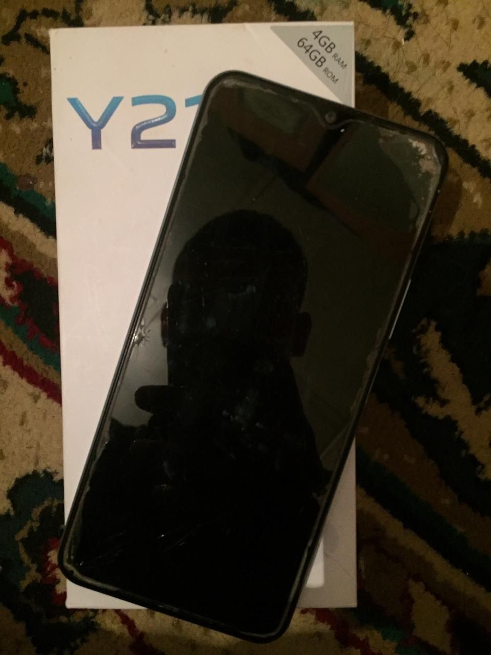 Vivo y 21 телефоны сатылады