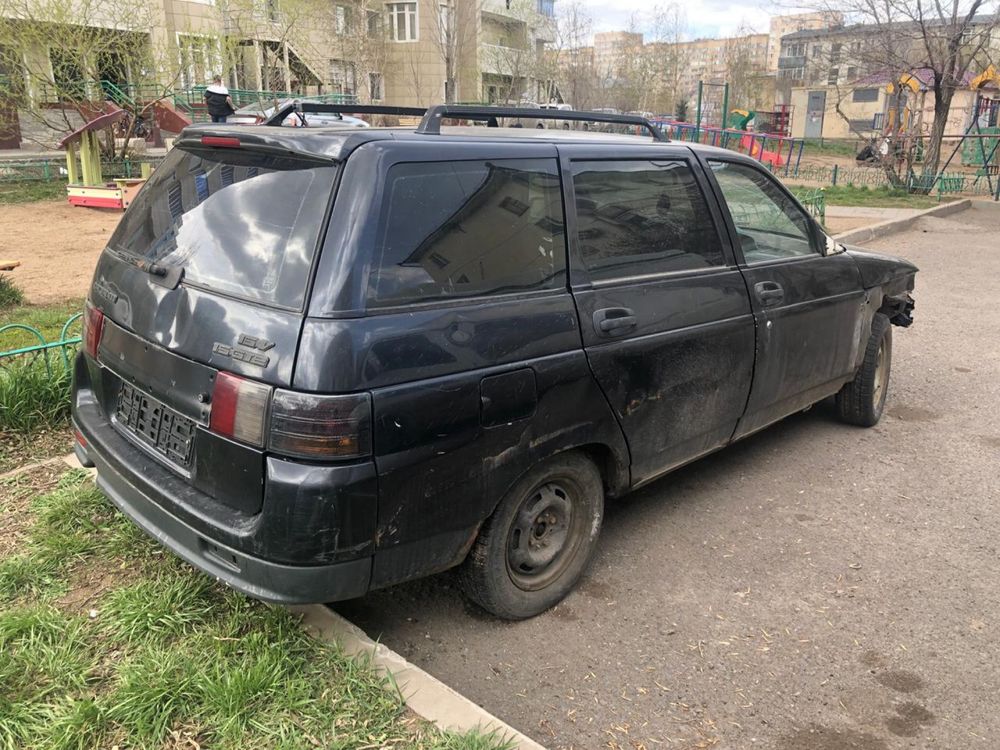 Продам машину ваз 2111 после аварии