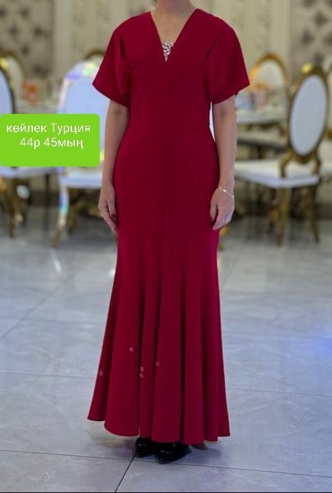 Плащ,Кофта,Көйлектер сатылады