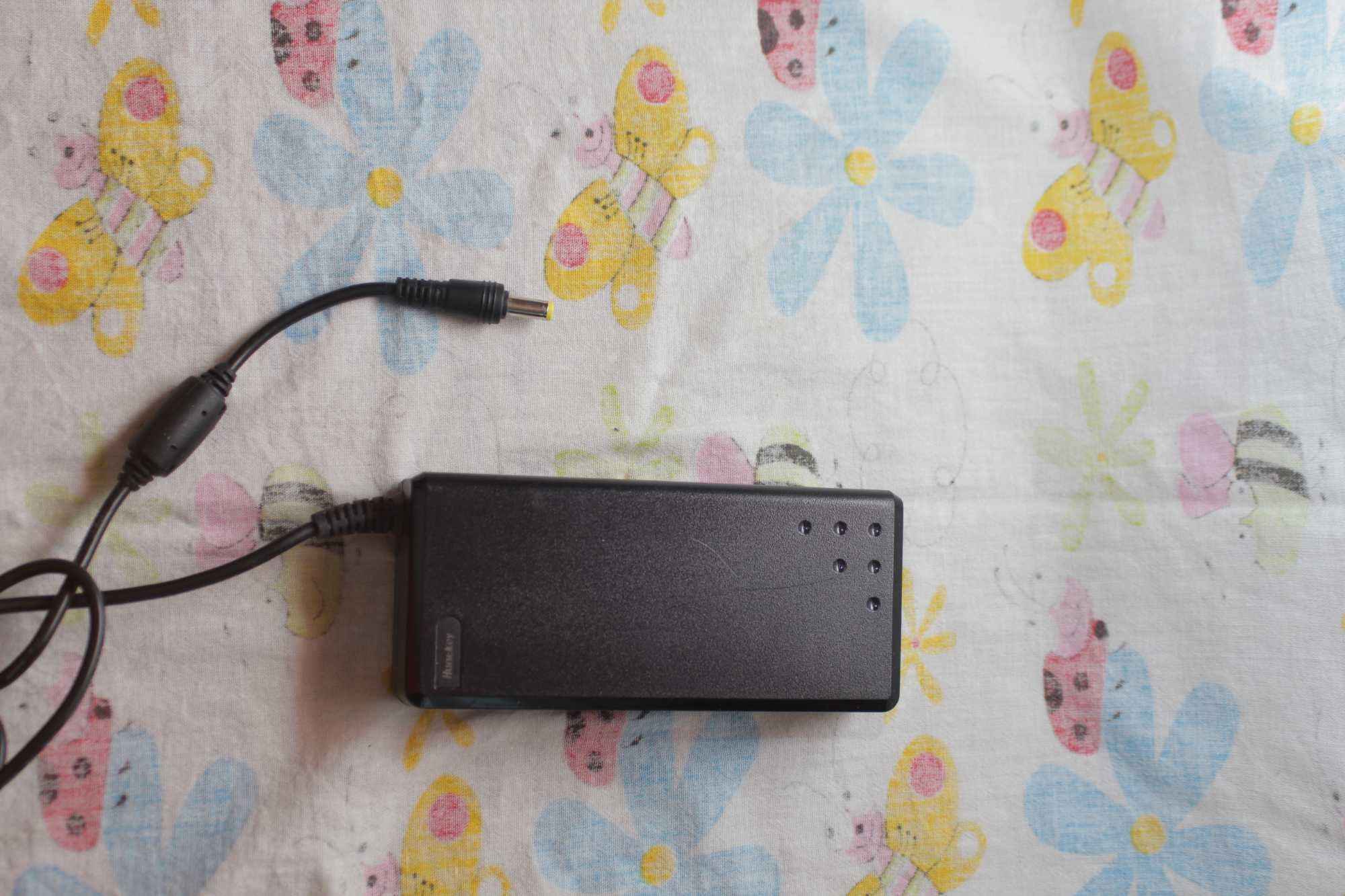 Универсальное зарядное устройство Huntkey 90W ES, 19 вольт, для ноутов