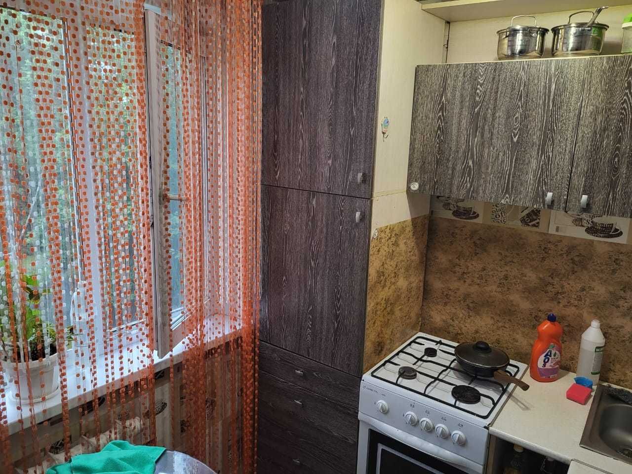 ПРодам 2-х комнатную квартиру в центре (Абая 70)