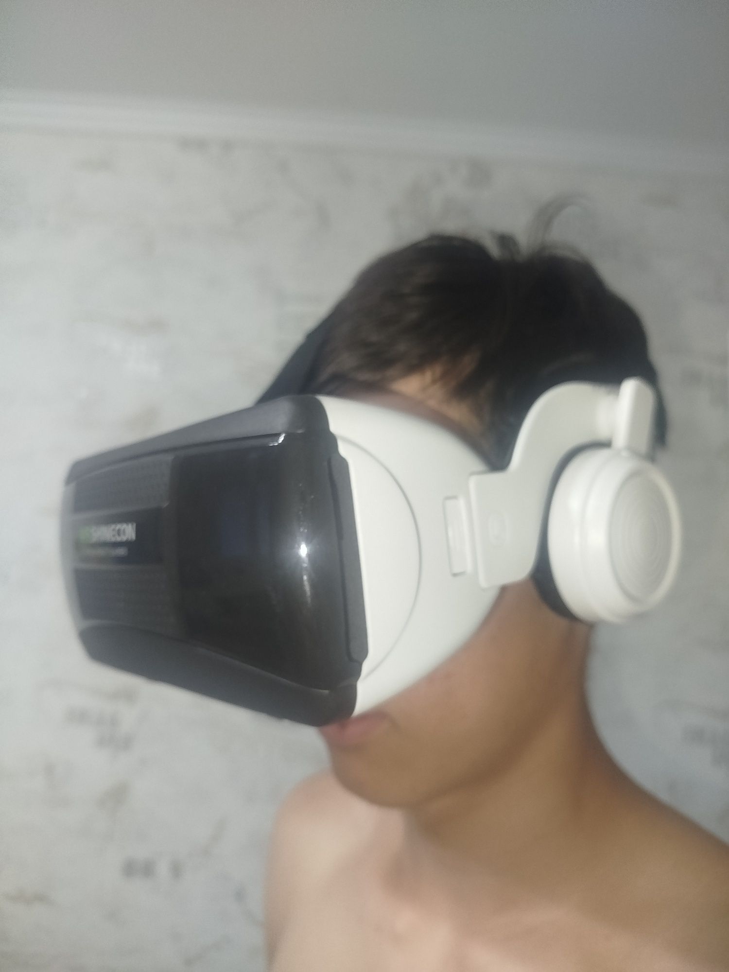 Vr очки с наушниками,торг имеется