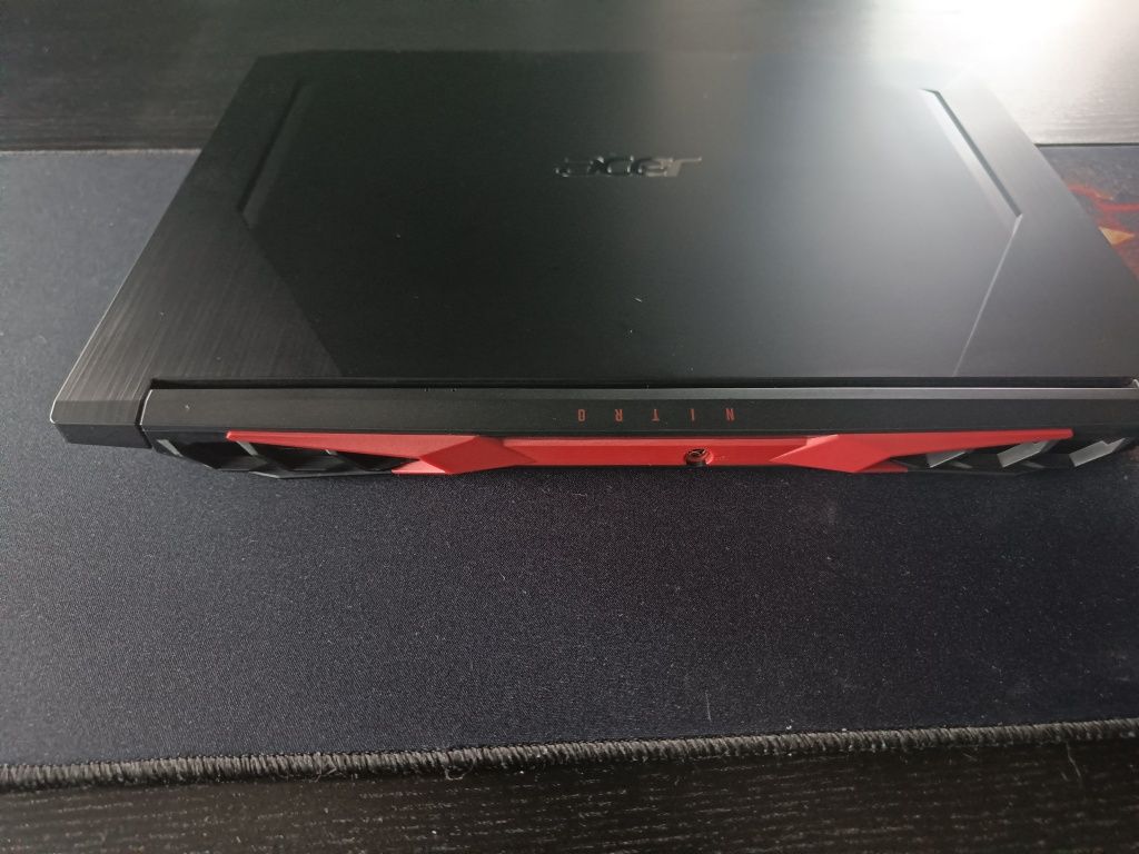 Продам ноутбук Acer Nitro AN515-55 i5-10300H 1660ti