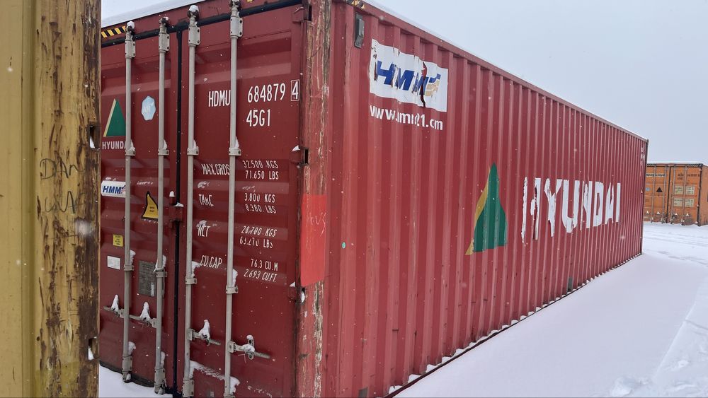 Продам морские 40 футовый контейнеры