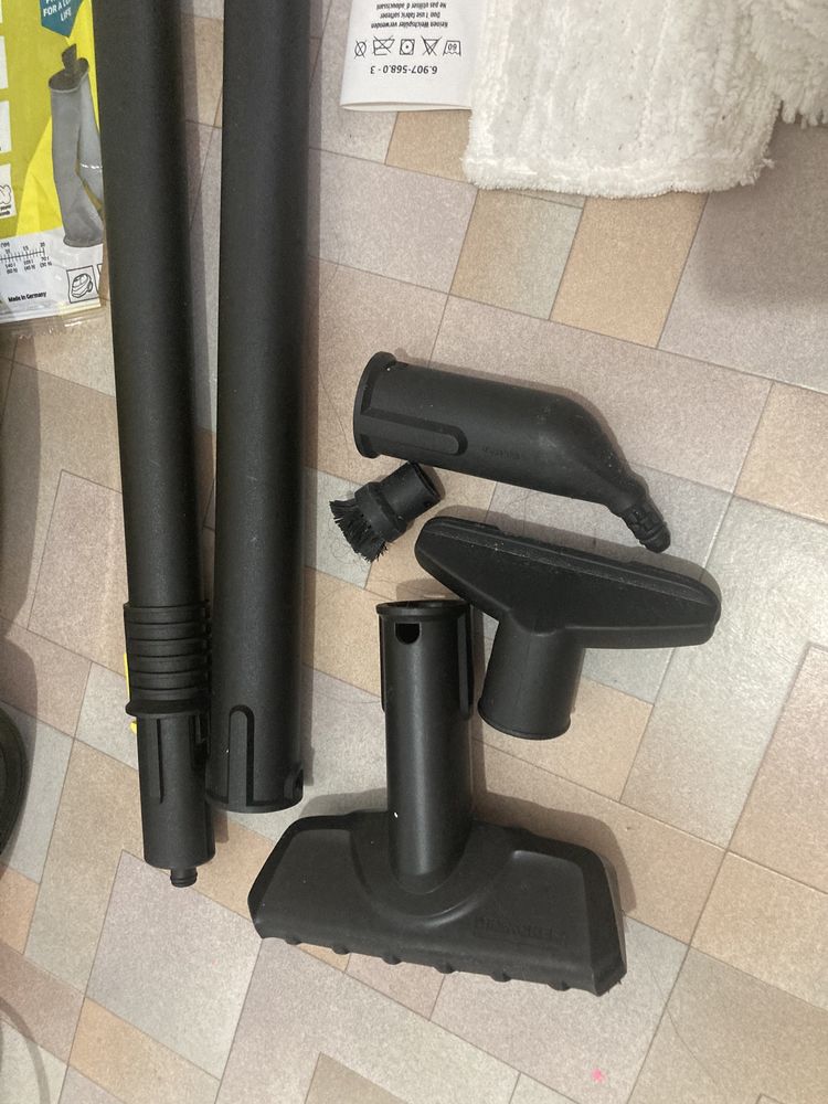 Продам Пароочиститель Karcher