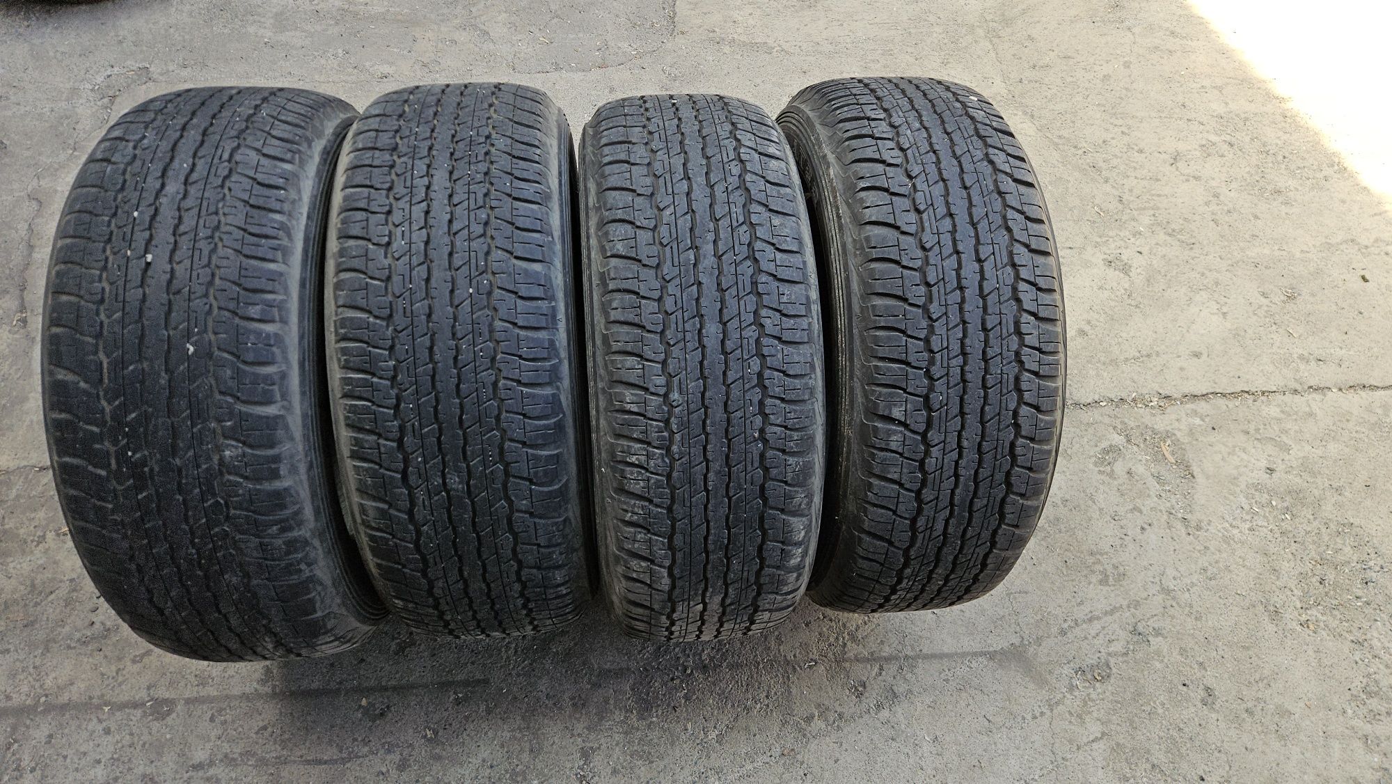 Летние резина донлоп 265/60R18 .110 H Состоянии средний
