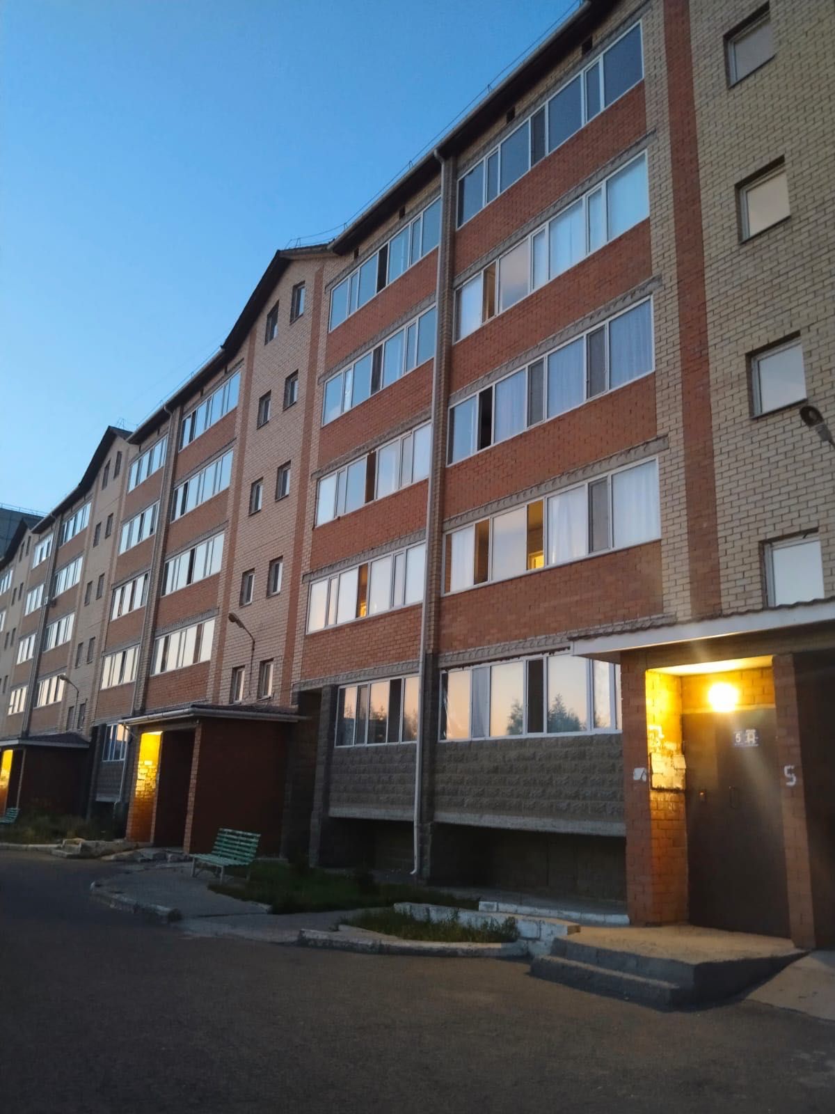 Продам 3х комнатную кв г.Павлодар ул.Амангелды
