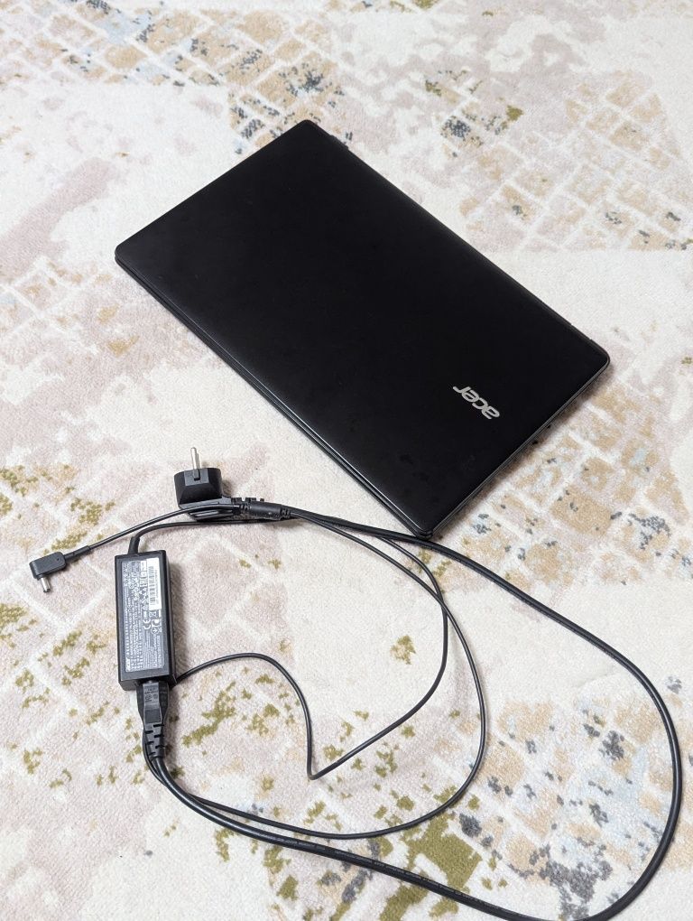 Ноутбук Acer офисный в отличном состоянии
