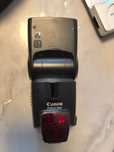 Продаётся фотоВспышка Canon Speedlite 580EX