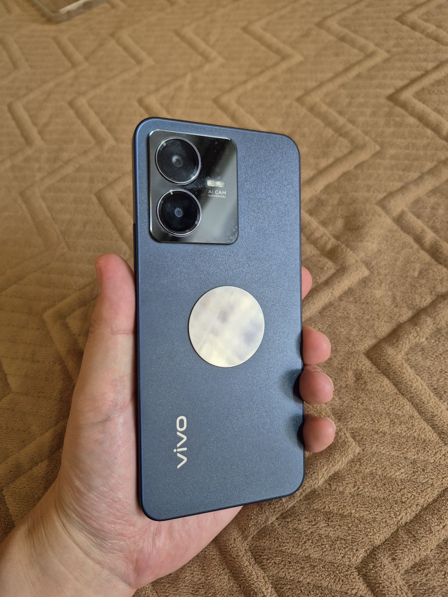 Смартфон vivo y22