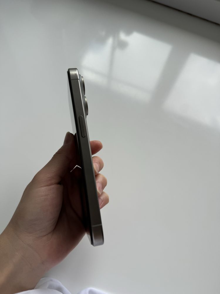 Iphone 15 pro /128
