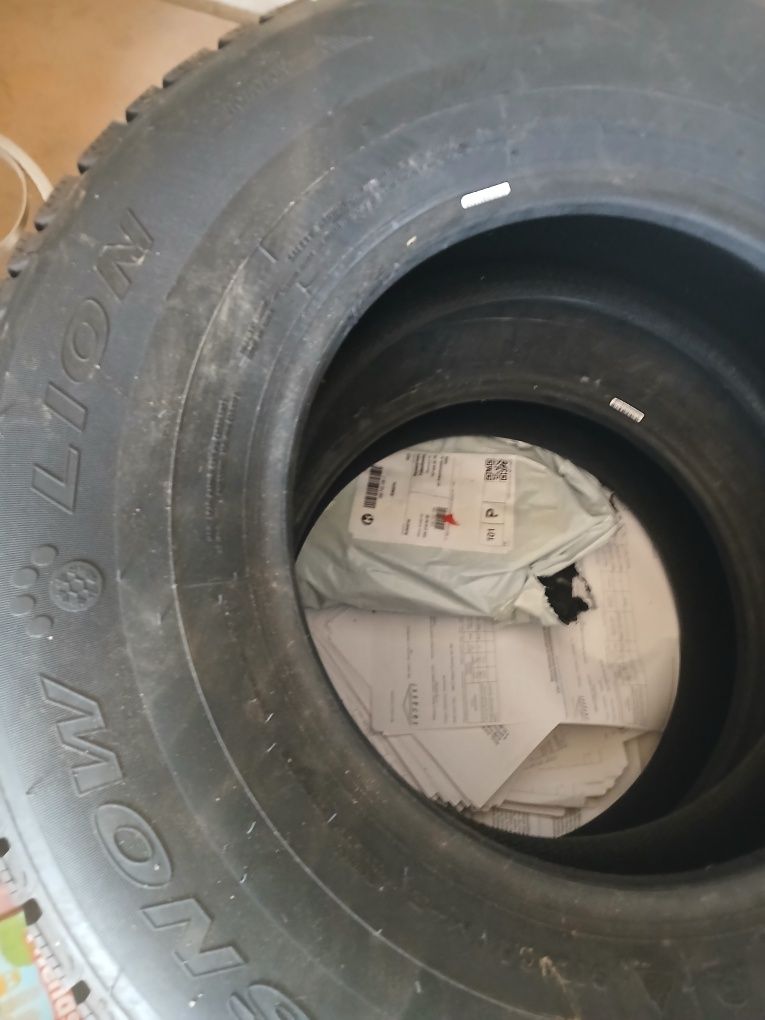 Шины зимние 15резина 235.75