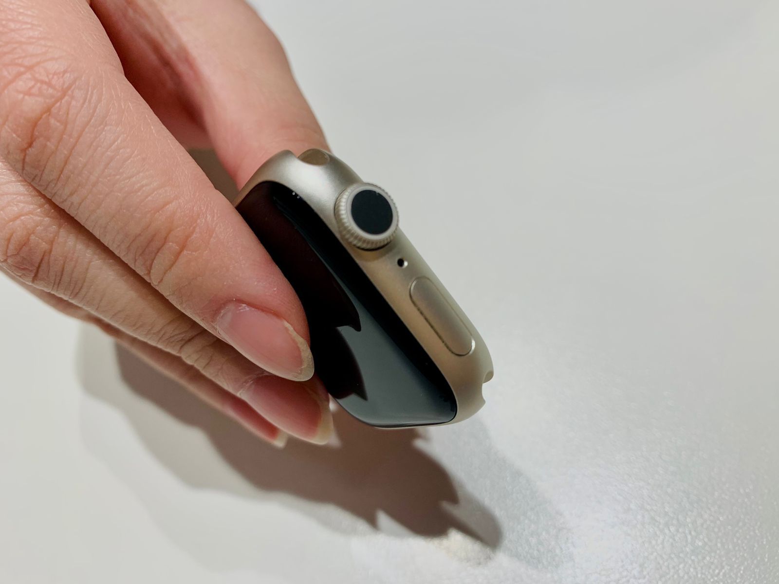 Apple watch 7  серии. 41 мм. Золотистый