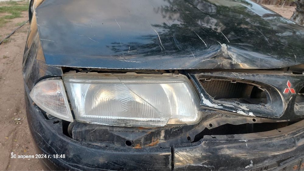 Продается Mitsubishi Carisma по запчастям!
