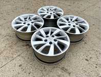 Nissan R16.  5x114,3