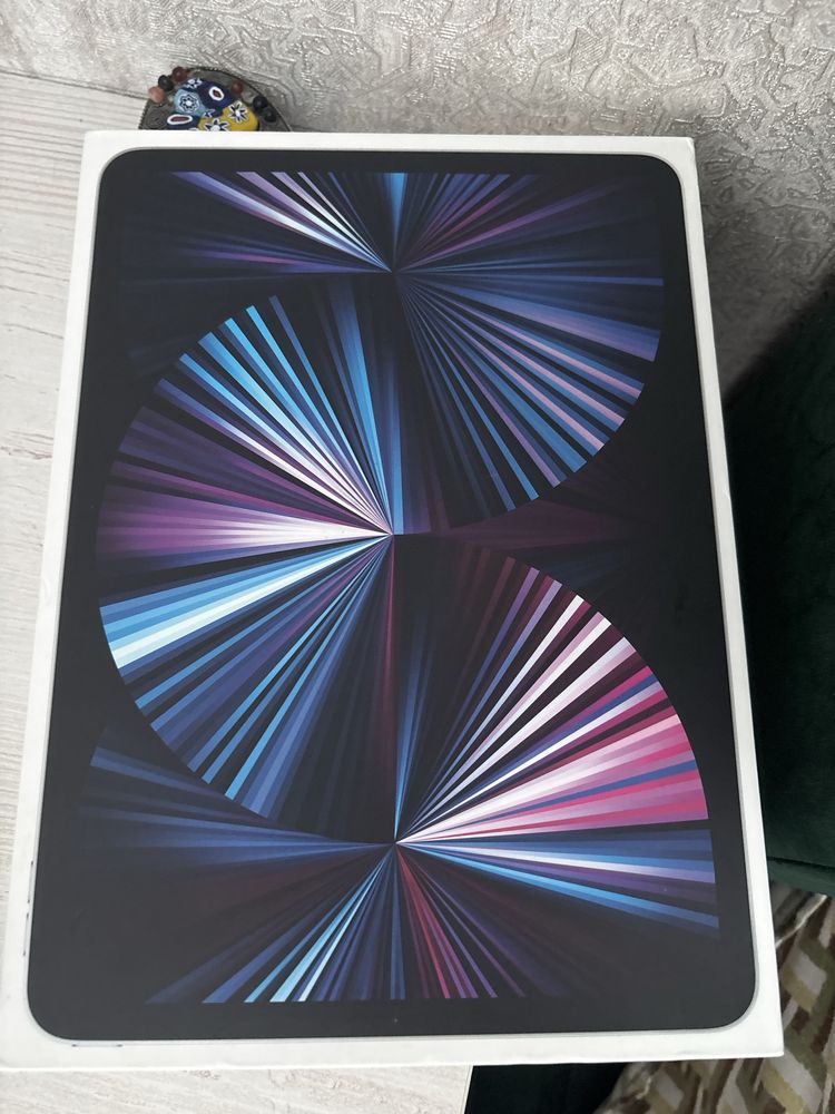 Срочно только 2 дня. Без торга.Ipad pro 11 3 поколения 256 гиг