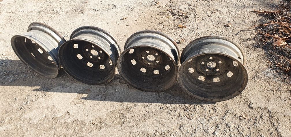 Диски R15 подходят на Тойоту Мазда