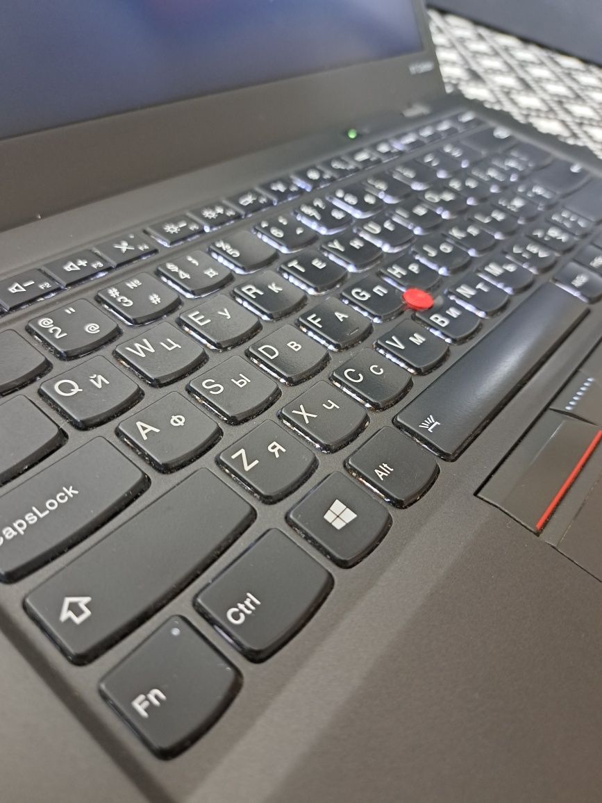 Lenovo ThinkPad X1 Carbon gen 3 i5 4/128