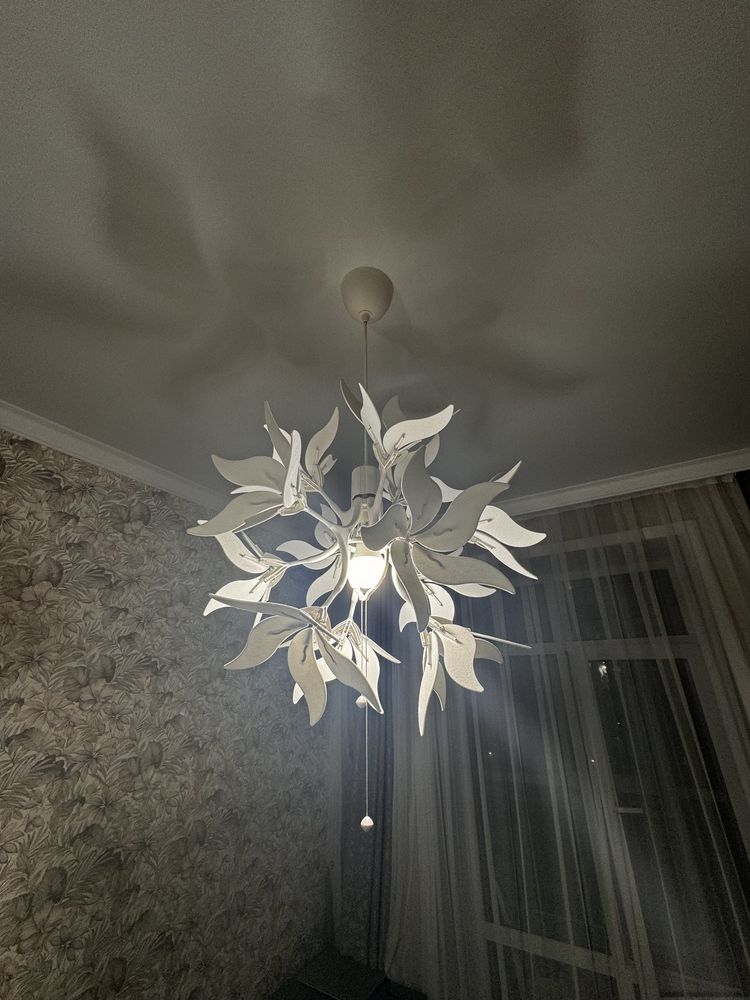 Продам люстры для зала,спальни,прихожки