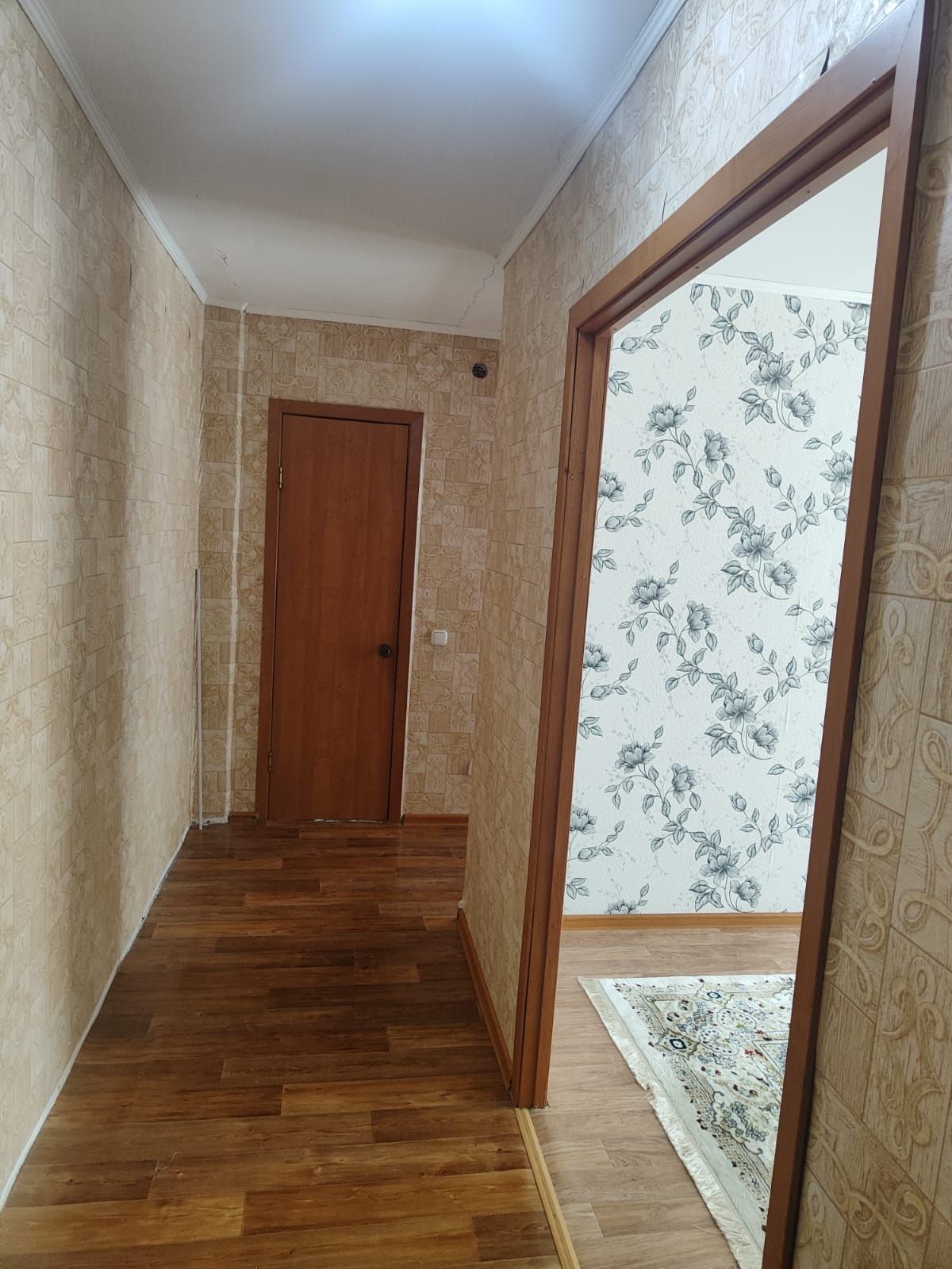 Сдам 1ком.посуточно ,чистая  квартира Ауезова