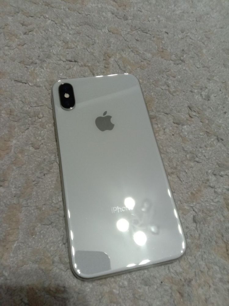 Продам iPhone X 64gb