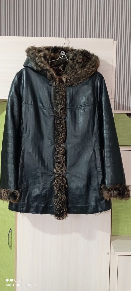 Продам натуральную дублёнку. Размер 42-44