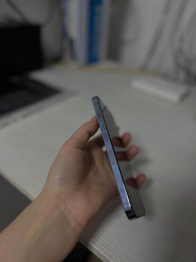Продам Iphone 13 Pro 128 ГБ