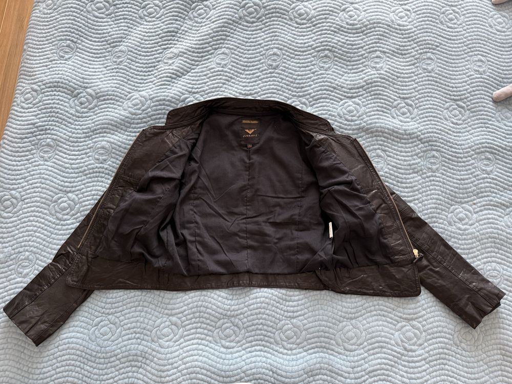 Кожаная куртка Armani