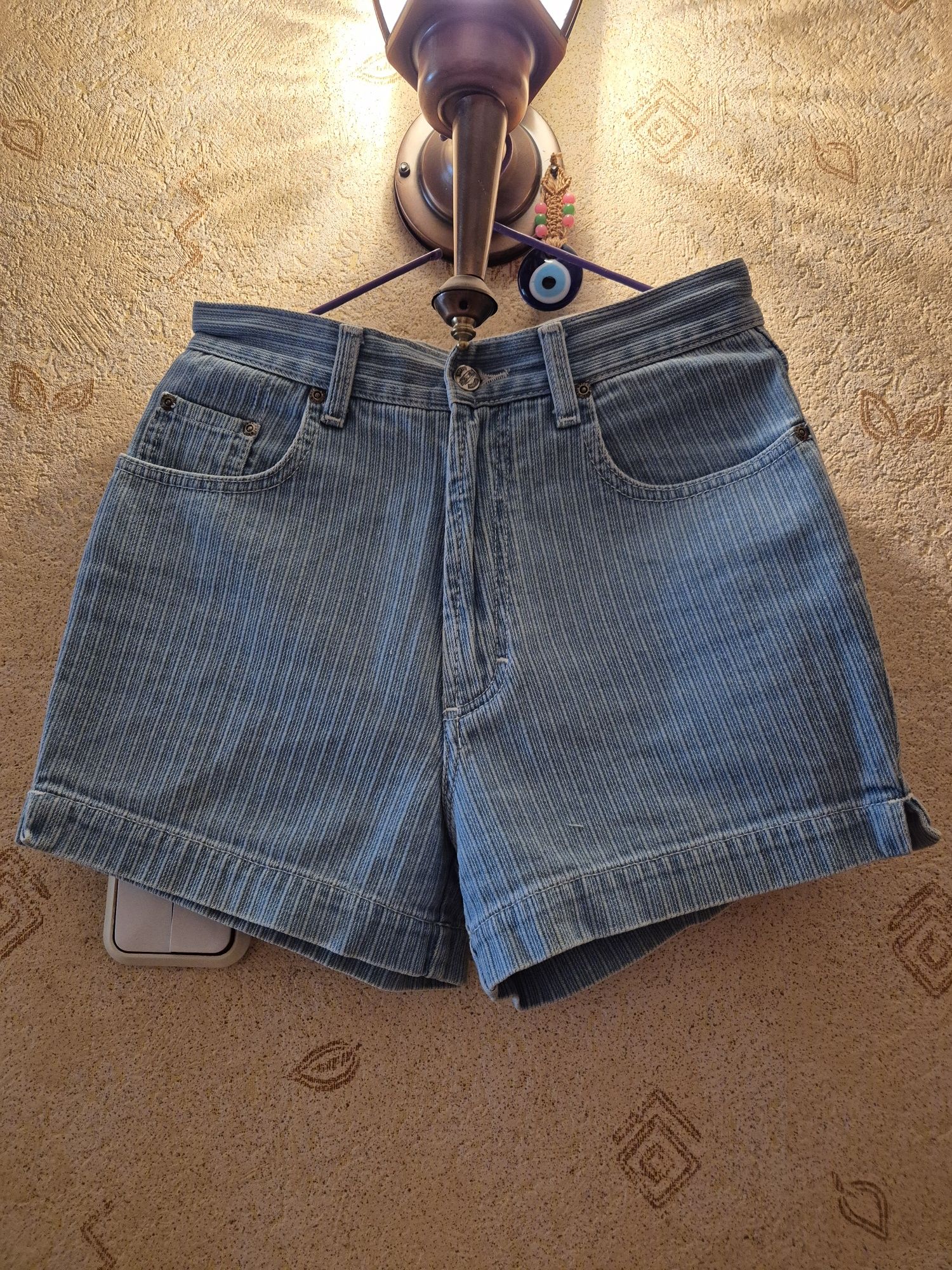 Продам шорты женские