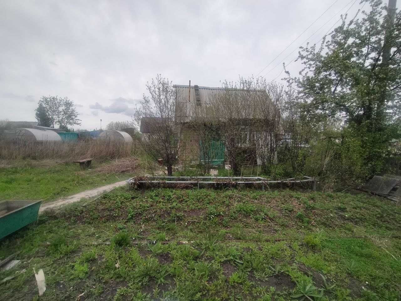 Продажа дачи с кирпичным домиком.