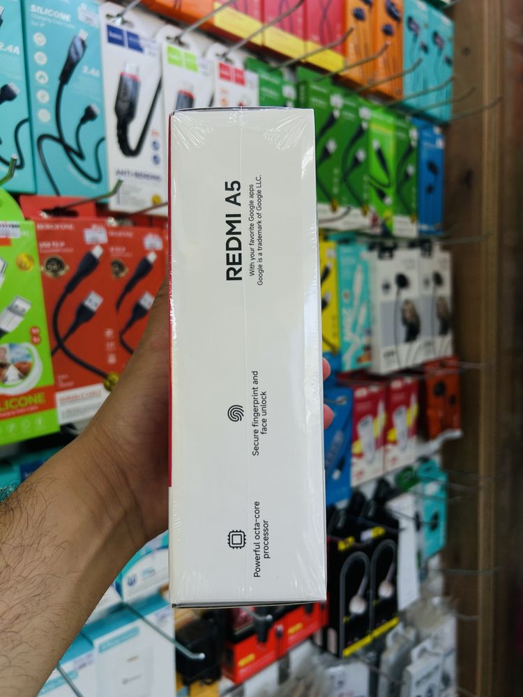 Продаю телефон новый запечатанный Redmi A5