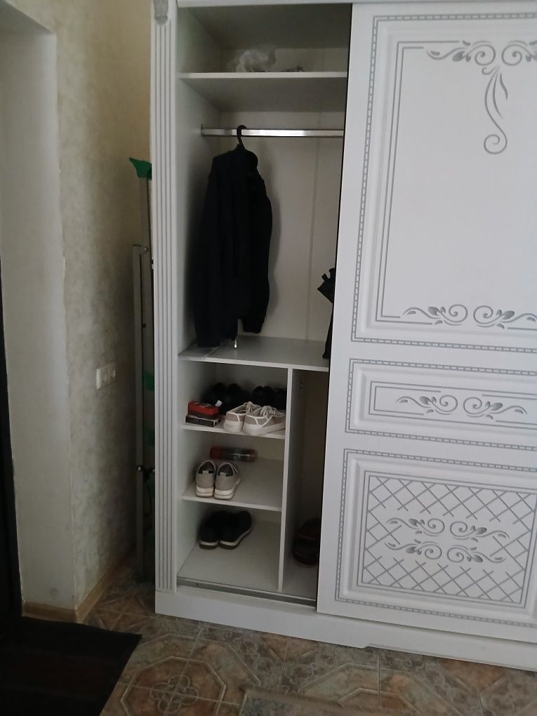 Шкаф купейный,  абсолютно новый