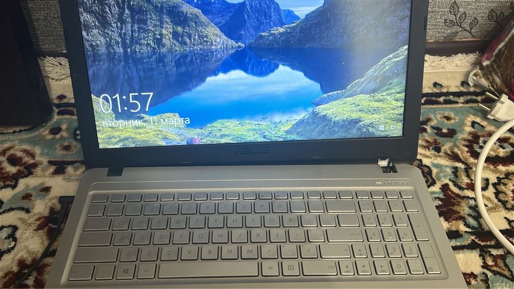 Ноутбук Asus, бюджетный вариант