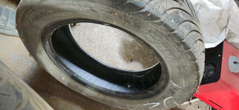 Резина зима  185/60 R15