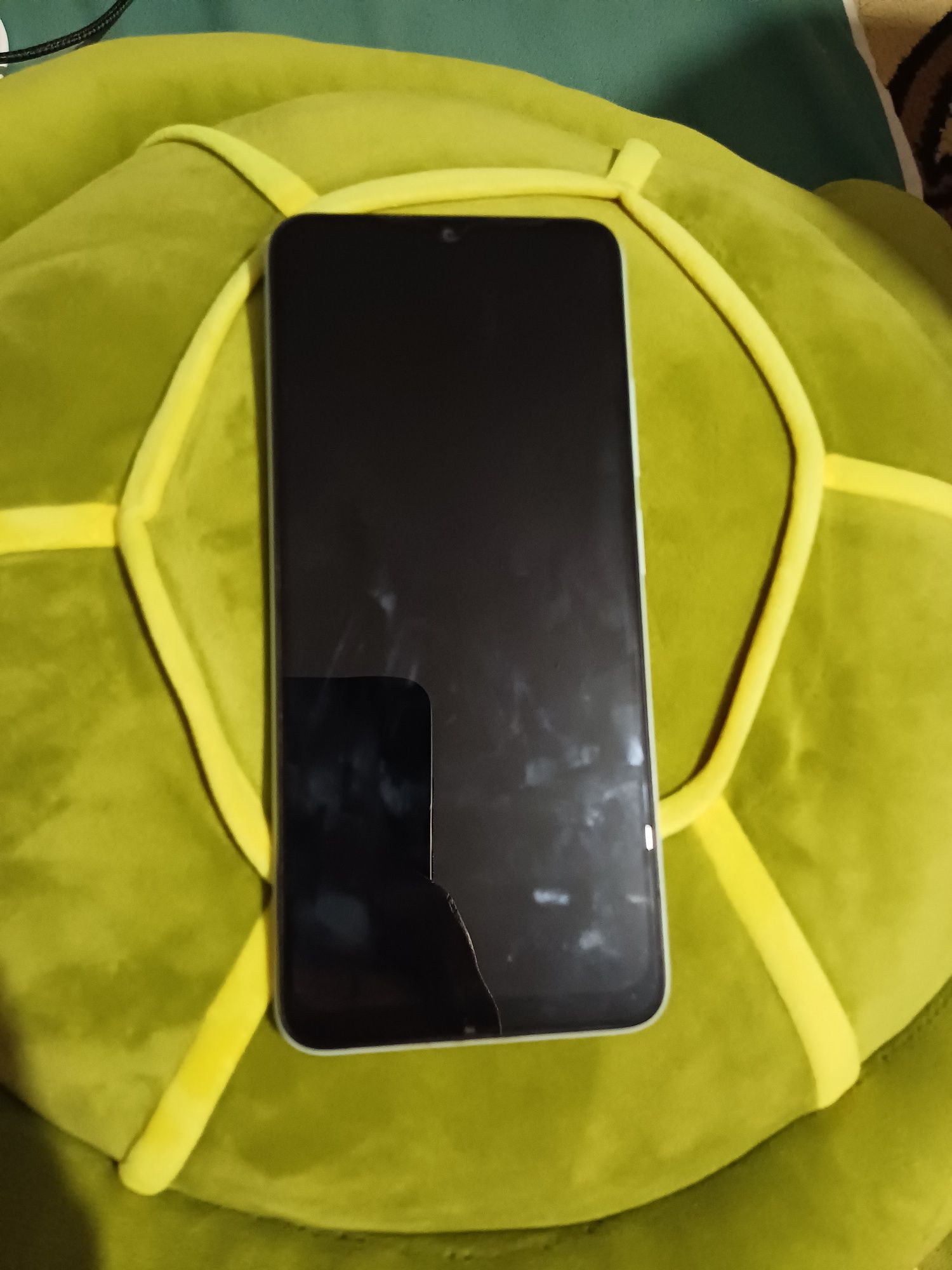 Продам телефон Redmi 12C