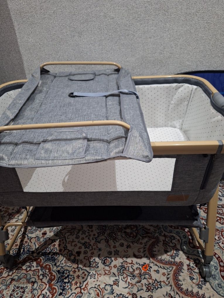 Продам кровать детскую