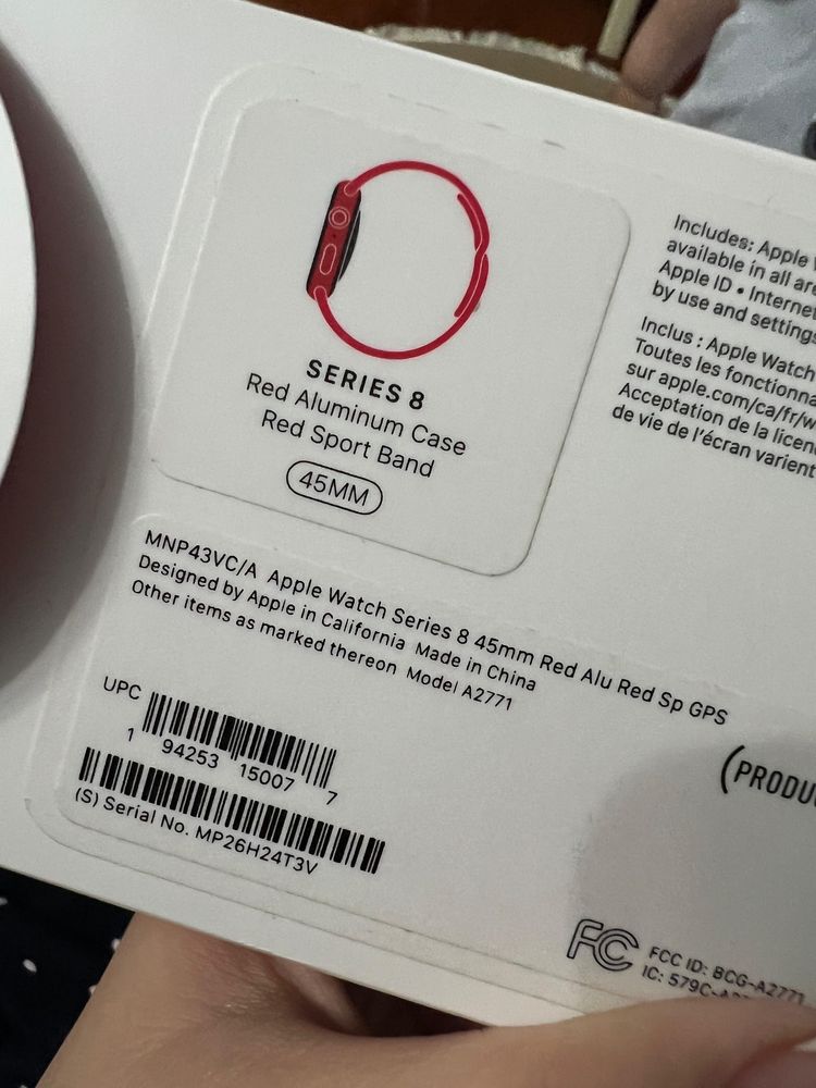 Apple watch серия 8 красного цвета 45 мм