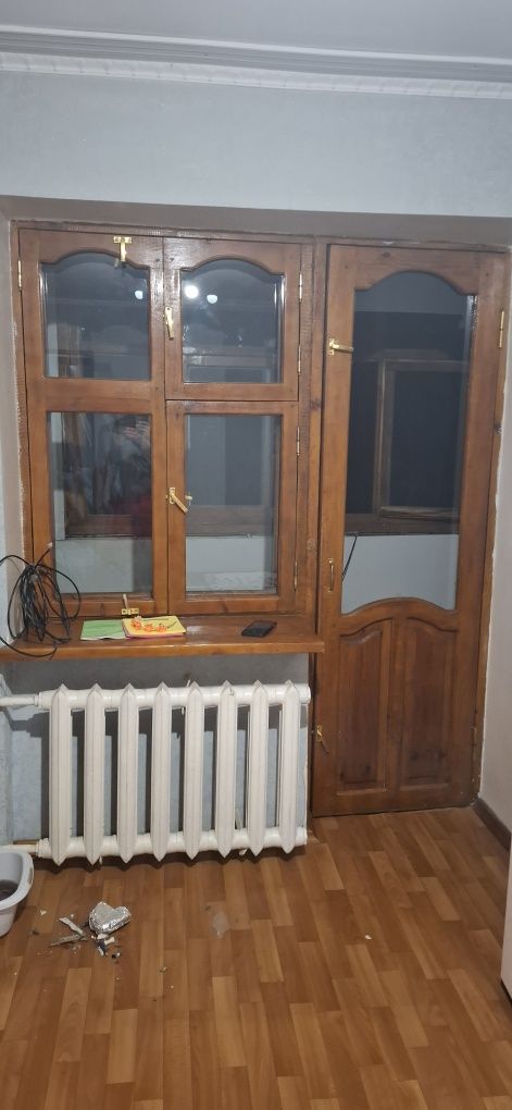 Деревянные окна и двери