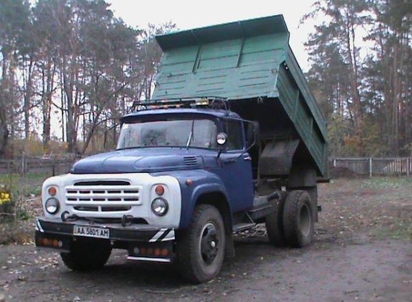 Песок щебень, отсев и многое другое. Перегной чернозем.