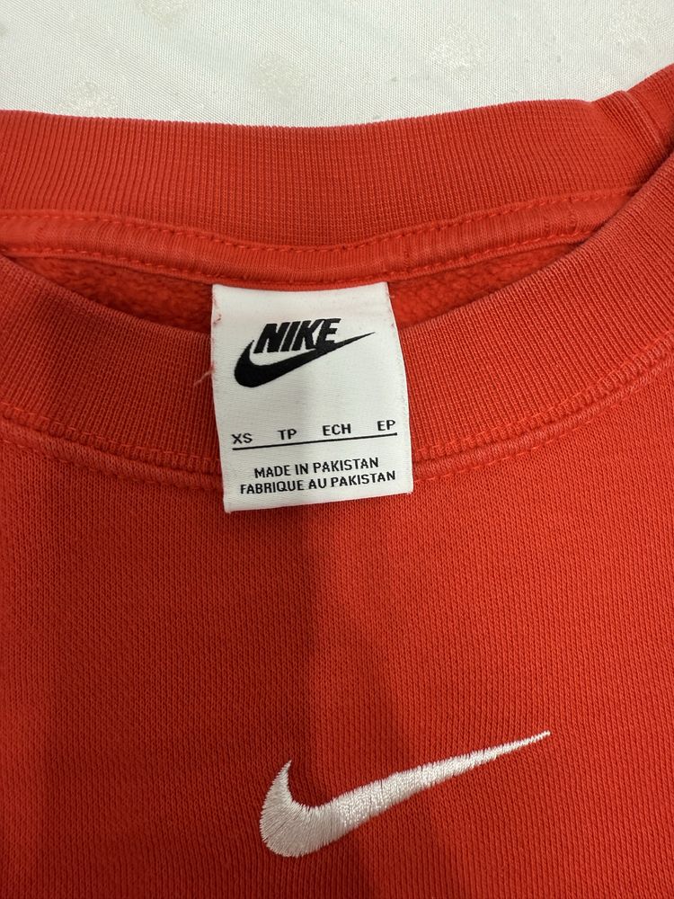 Свиштот Nike женский s в хорошем состоянии