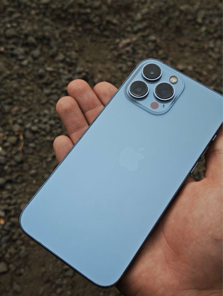 Продам Iphone 13 Pro max
