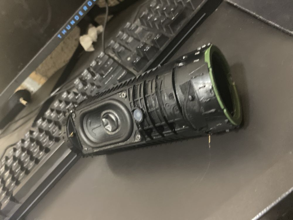 Продаю колонку JBL FLIP 5 на запчасти