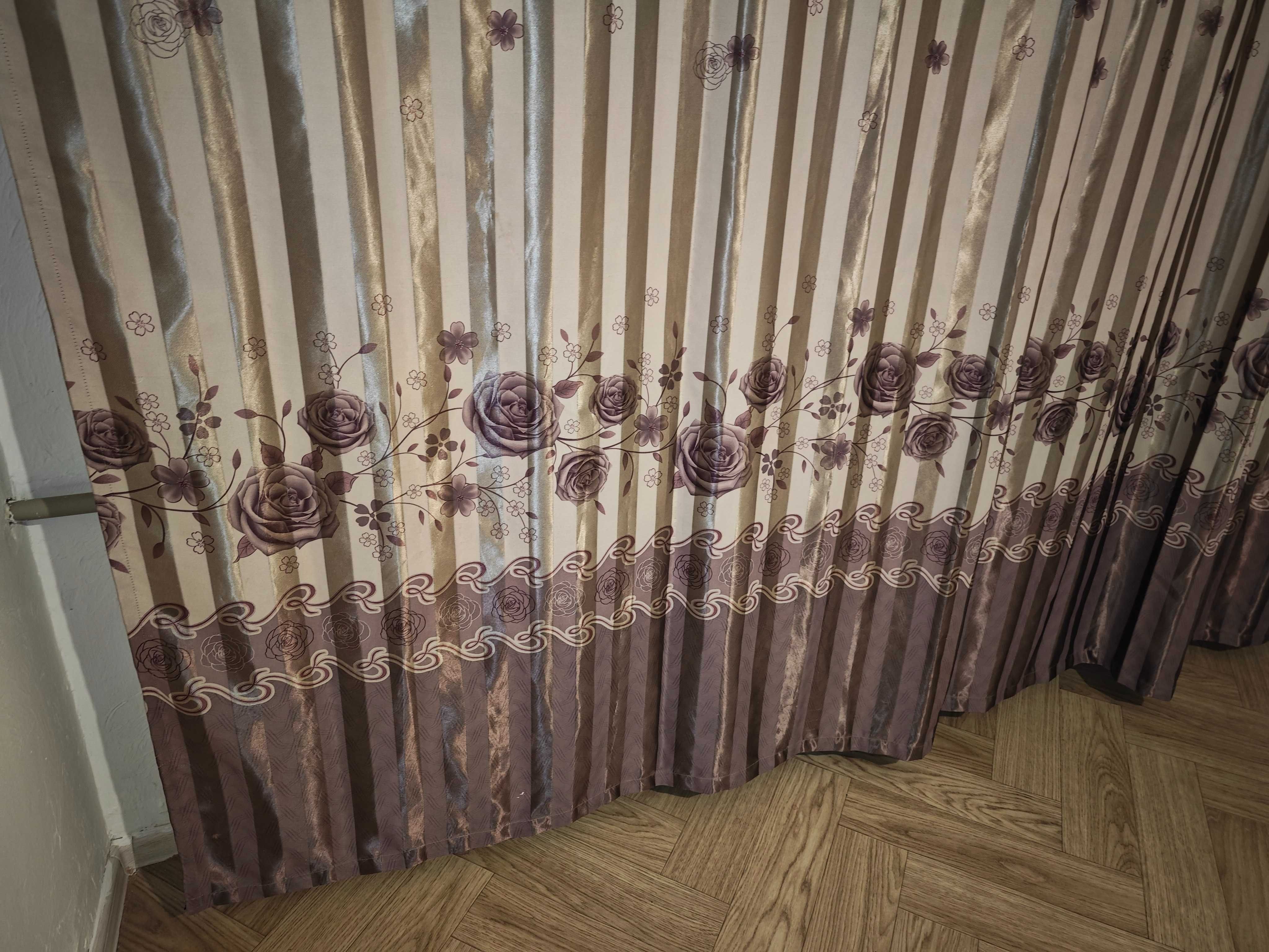 Шторы бу ш2,80, в2,50 станция метро Москва