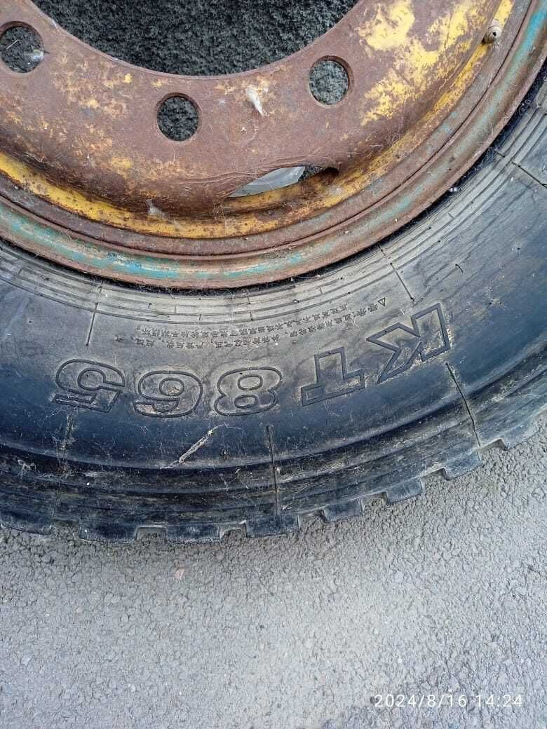 Резина с дисками на грузовые автомобили