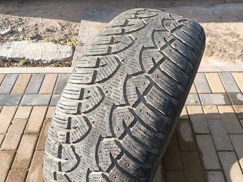 ОДНА шина 265/65 R17 - "General Altimax Arctic" (Германия),шипованная.